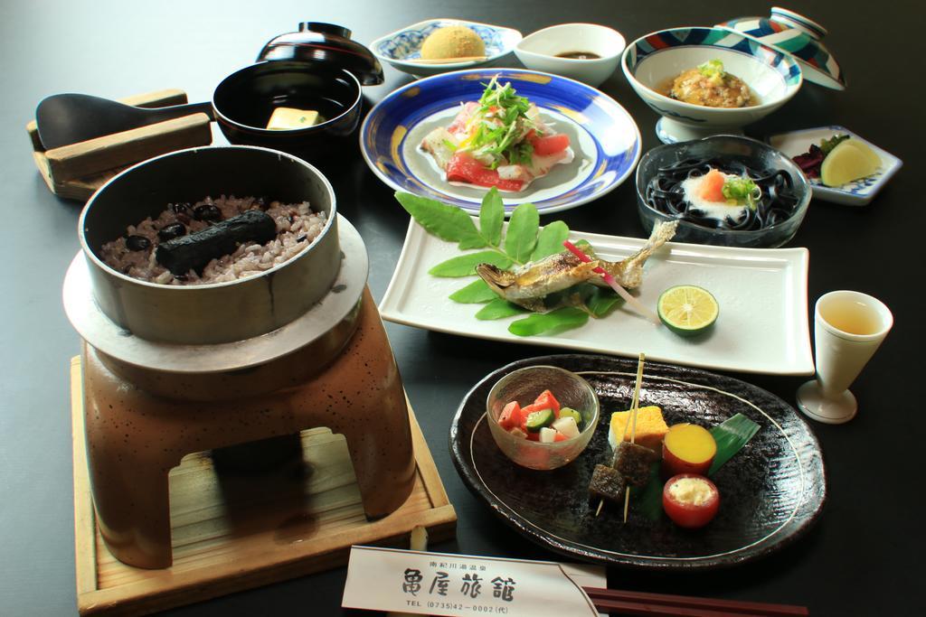 Kameya Ryokan Хонгу Екстериор снимка